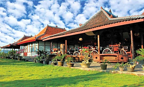 Azana Green Resort Praci