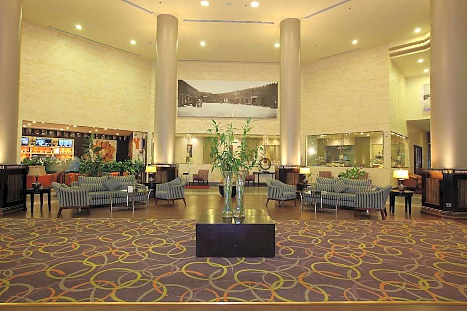 Golden Tulip Hail Hotel