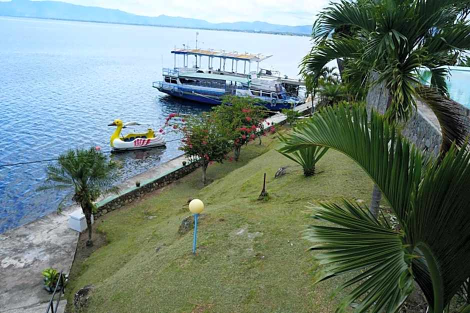 Tiara Bunga Hotel & Villa