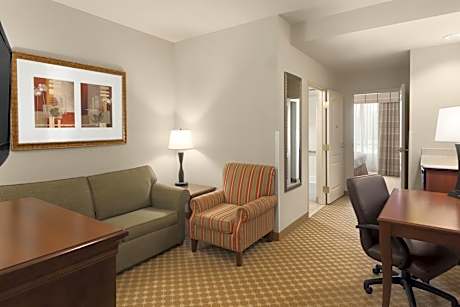 Family Room with Two Queen Beds and Sofa bed - Non Smoking