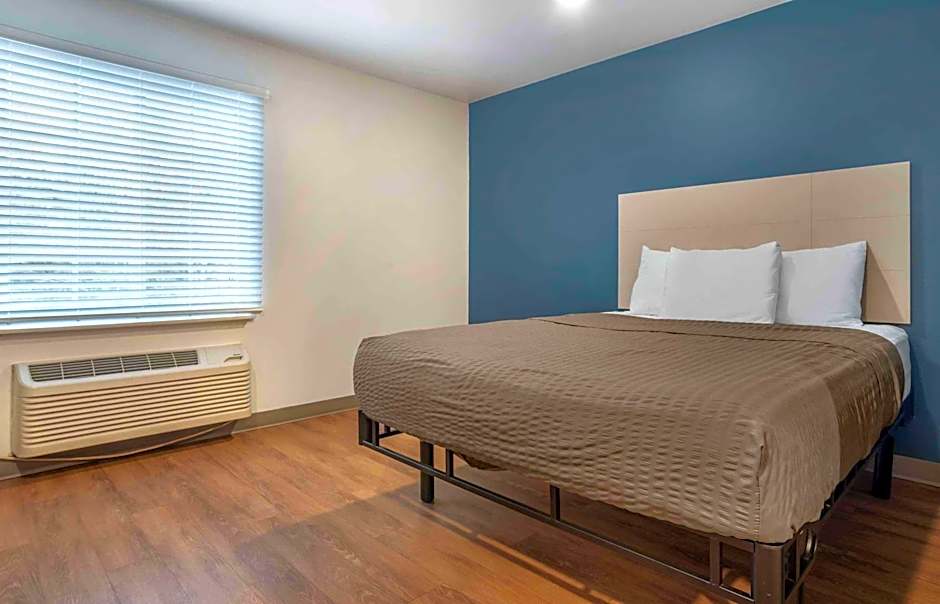 Extended Stay America Select Suites - Tallahassee - East