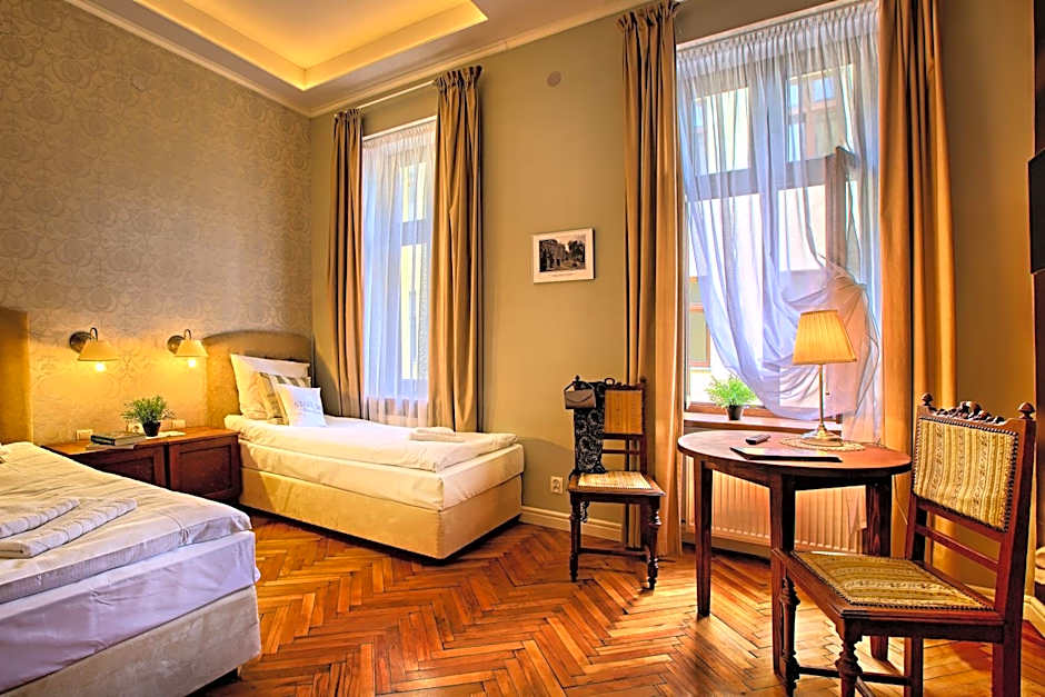 Stare Kino Cinema Residence