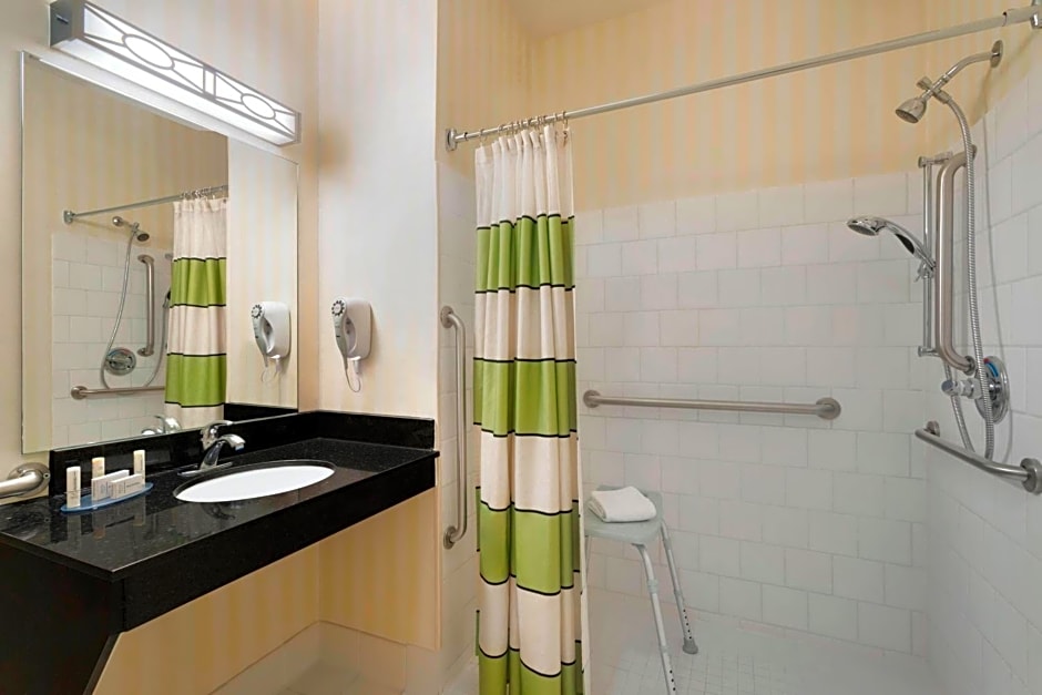 Fairfield Inn & Suites by Marriott Champaign