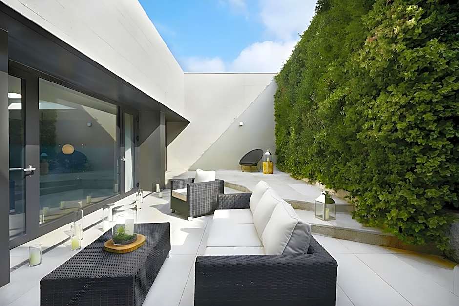 MAISON GLAD JEJU