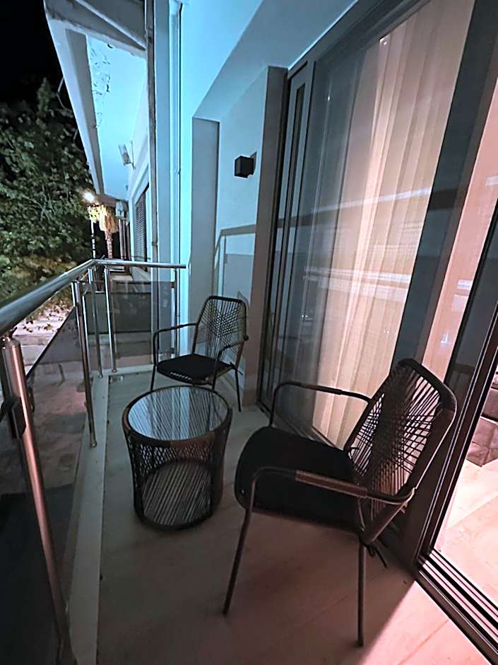 Nicolas Centrale-Smart City Suites