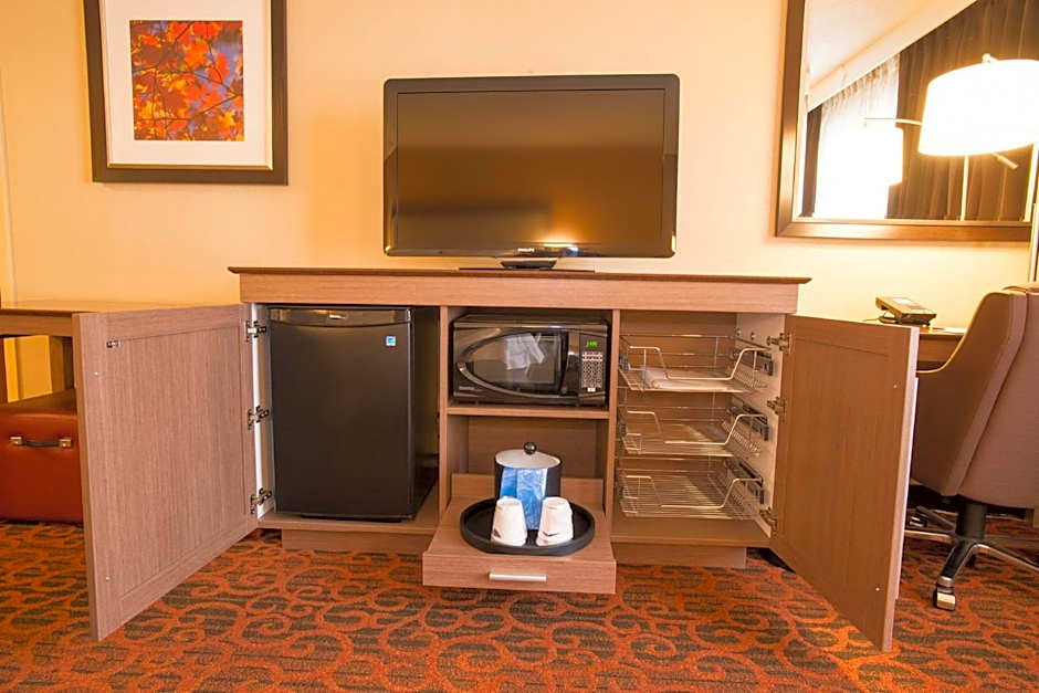 Hampton Inn By Hilton Toronto-Mississauga West, Ontario, Canada