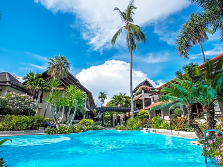 Phi Phi Banyan Villa (SHA Extra Plus)