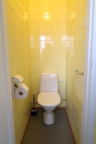 Twin Room with Private Bathroom