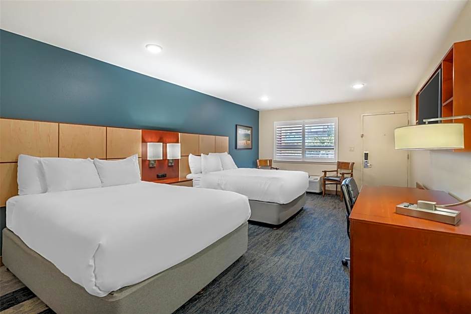 Best Western Plus Clocktower Inn