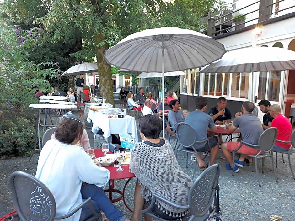 Hôtel Au Pavillon du Frêne