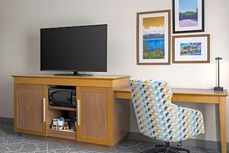 Deluxe King Room with Sofa Bed