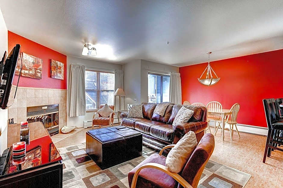 River Mountain Lodge