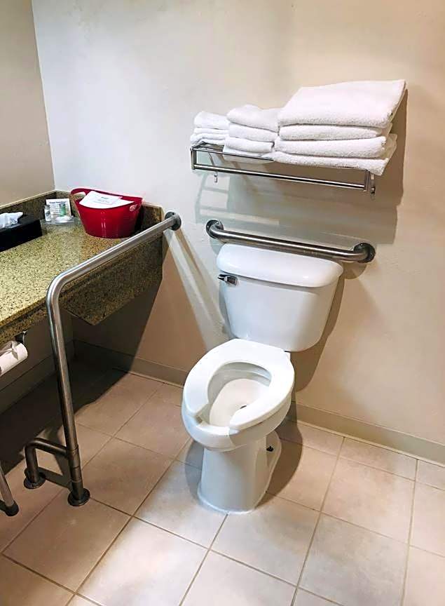 Boarders Inn & Suites by Cobblestone Hotels - Munising