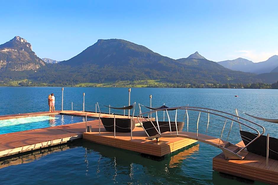 Romantik Residenz (Ferienwohnungen Hotel Im Weissen Rössl) - Dependance