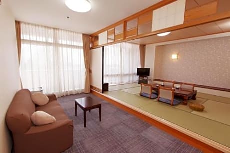 Japanese-Style Room with Shared Bathroom - Non-Smoking