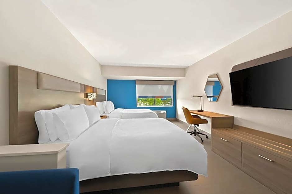 Holiday Inn Express & Suites Raleigh NE - Medical Ctr Area By IHG