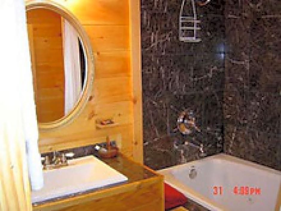 Misty Mountain Ranch B&B