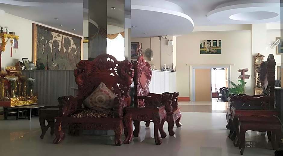 La Ong Dao Hotel 1