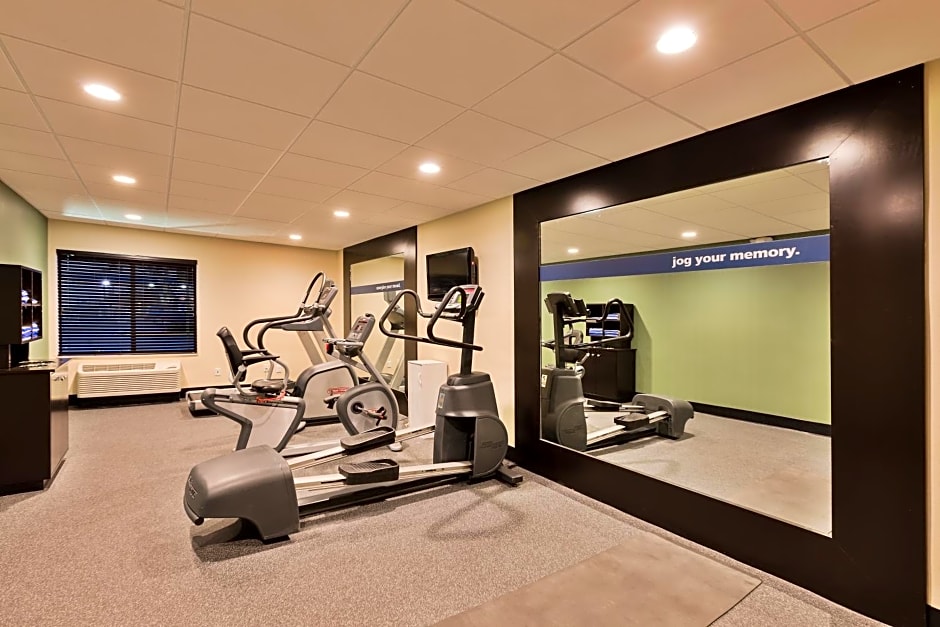 Hampton Inn Bakersfield - Central