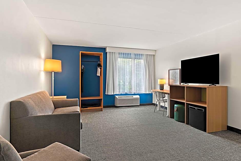 Spark By Hilton Hummelstown Hershey