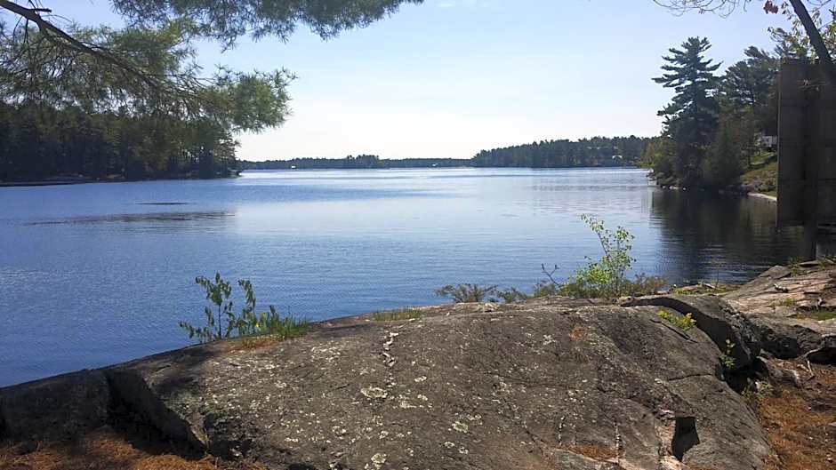 Burleigh Falls Inn