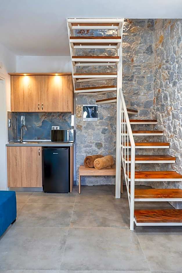 THALASSIA LUXURY APARTMENTS