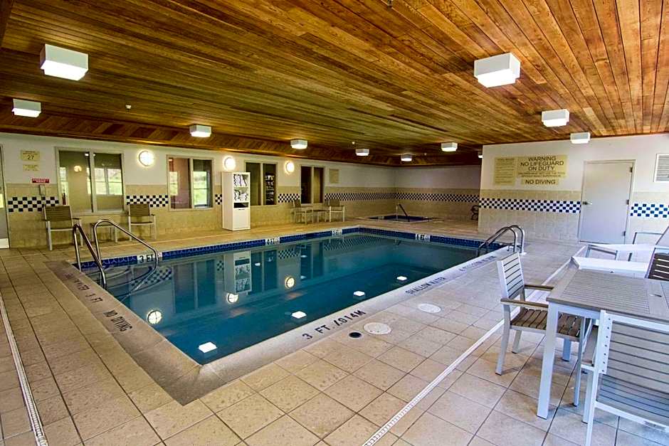 Country Inn & Suites by Radisson, Lehighton (Jim Thorpe), PA
