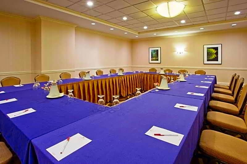 Crowne Plaza Old Town Alexandria