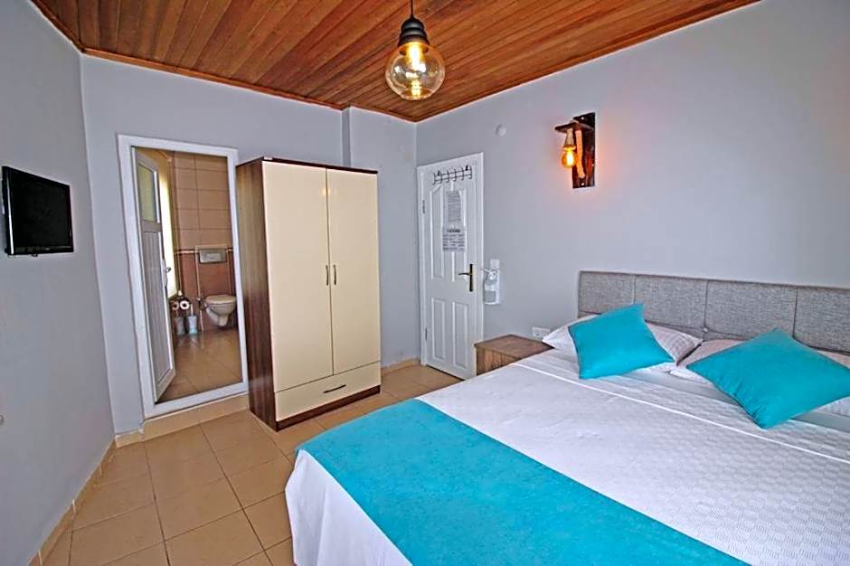 Photo 1 of 4 of Small Double Room
