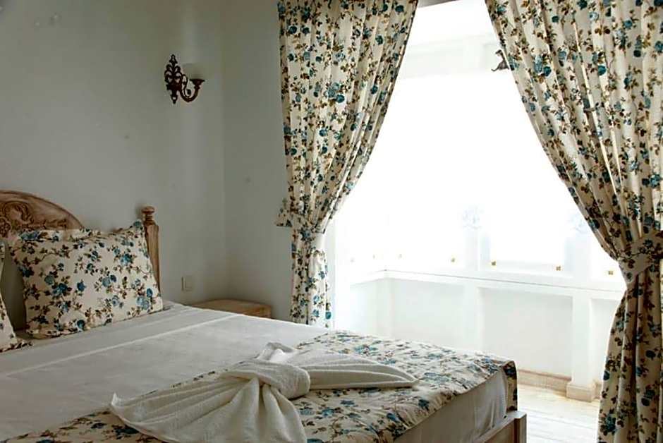 Alacati Ciftekuyu Butik Otel