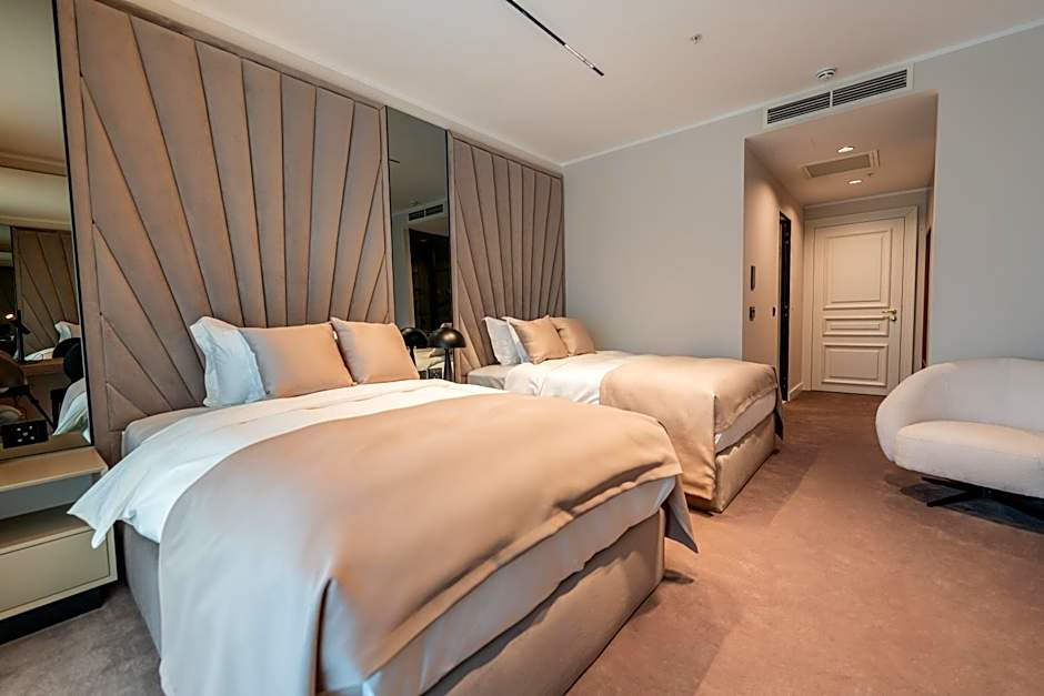 New Belgrade Premium Hotel - Guest Reservations
