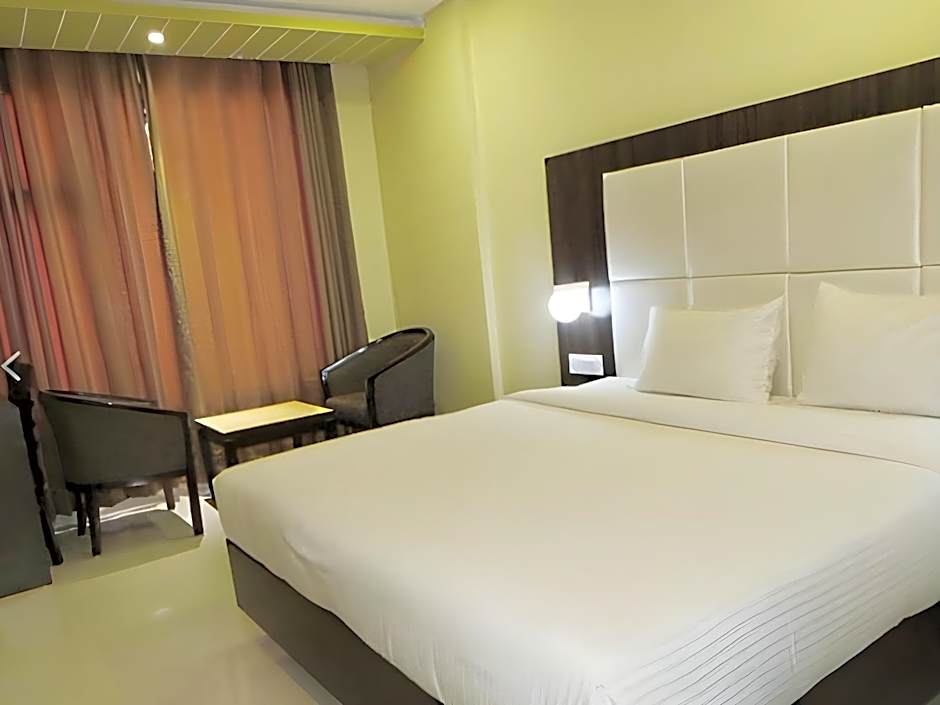 Hotel Grand Continental – Varanasi, VA