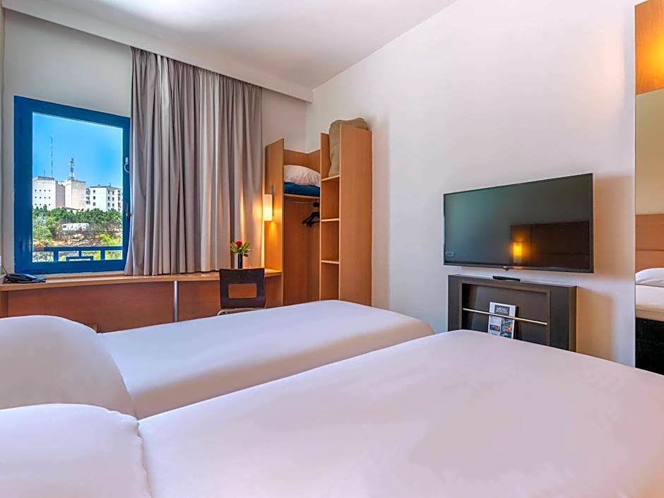Ibis Meknes Hotel