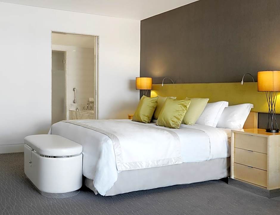 Boca Beach Club, A Waldorf Astoria Resort