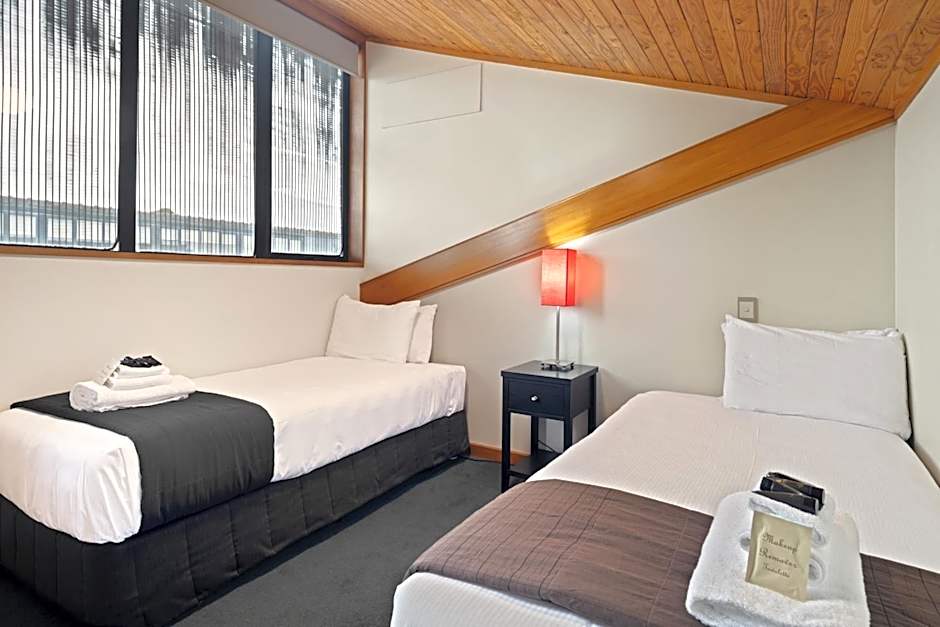 Riverside hotel Marlborough