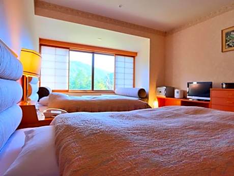 Superior Family Room