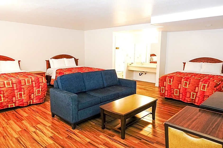 Tropic Lodge