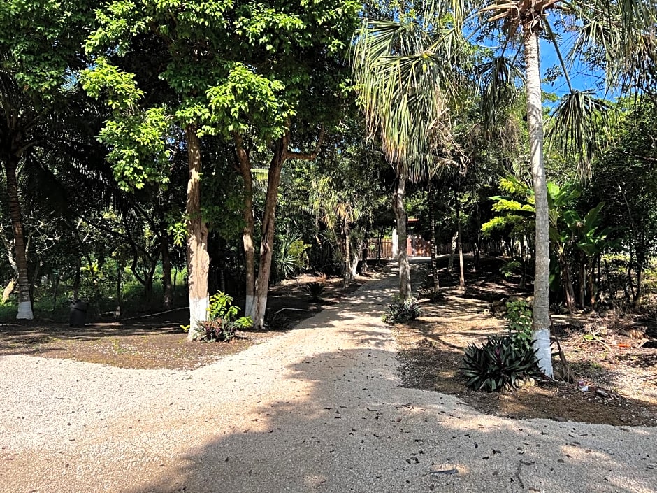 Lagoon House Kinuh