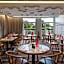 Renaissance Paris Hippodrome de St. Cloud Hotel