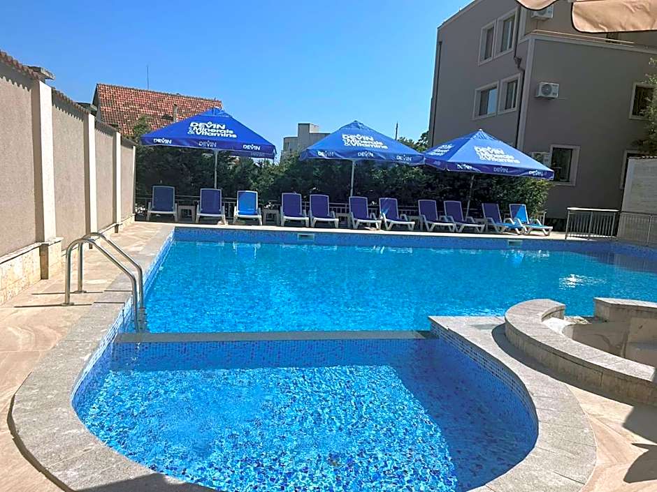 Vemara City Boutique Hotel-free parking