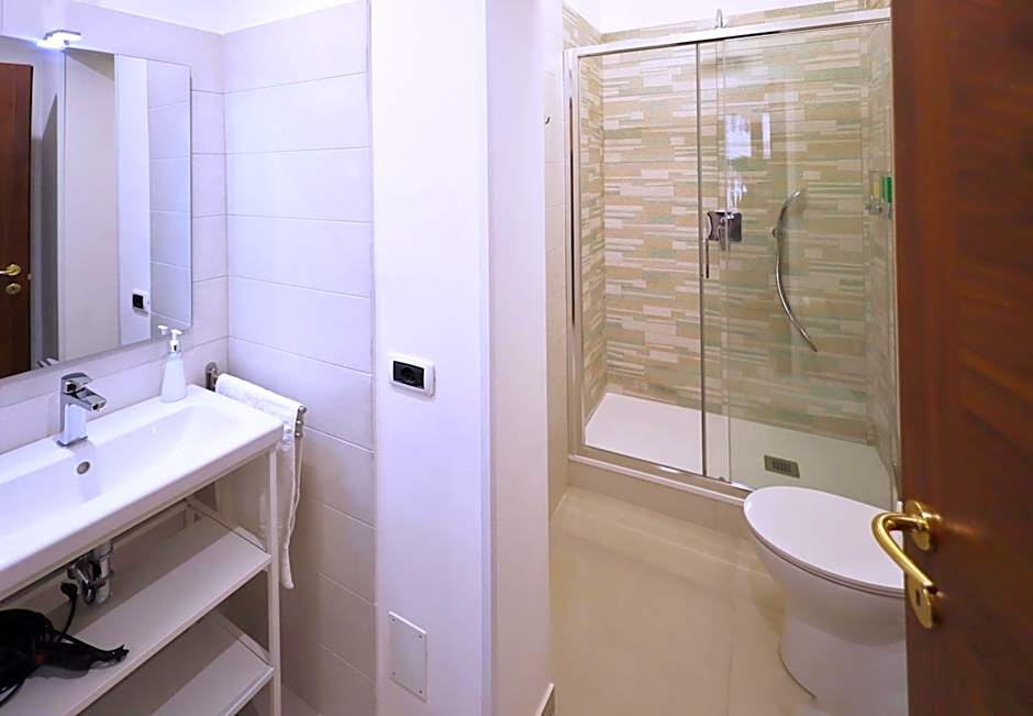 Cataneasy Rooms