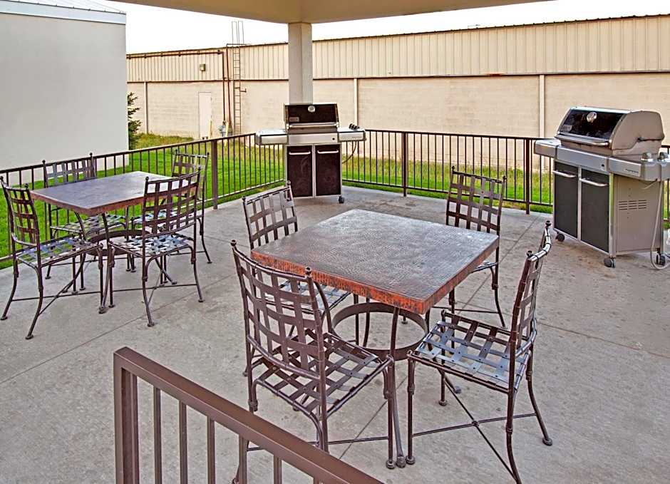 Candlewood Suites Williston By IHG