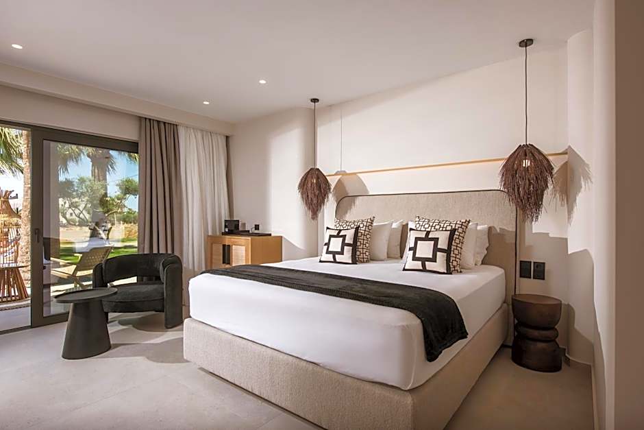 Ammos Boutique Apartments & Suites