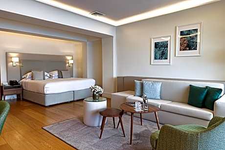 Junior Suite (3 Adults) with Sea View