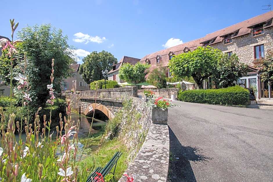 Logis Hotels - Auberge de l'Ile - Hotel 3 etoiles et Restaurant