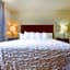 Evansville Inn & Suites by OYO