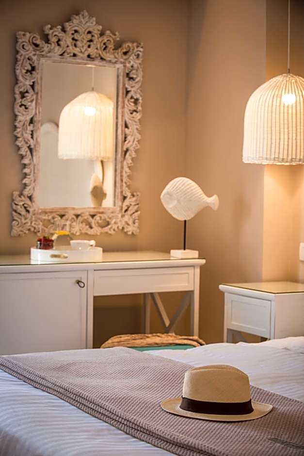 Mari Kristin Beach Hotel