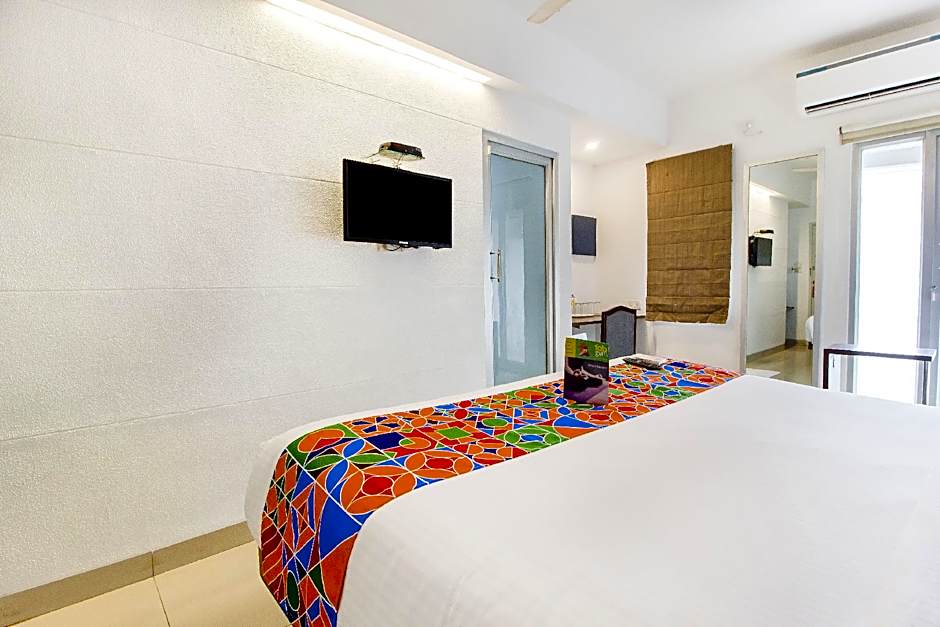 FabHotel Kalyan