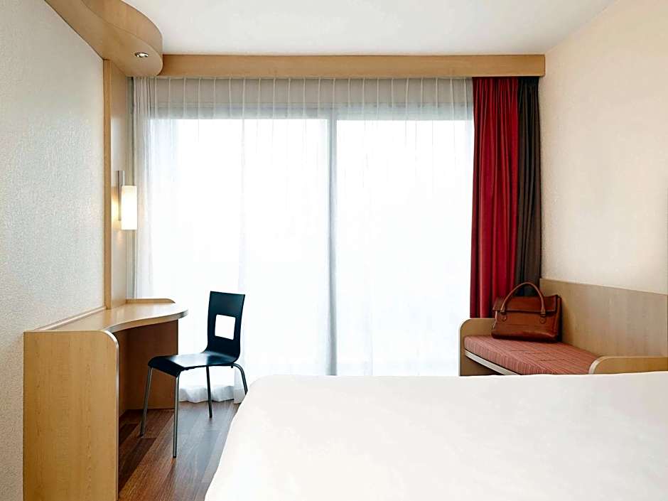 ibis Cavaillon Luberon