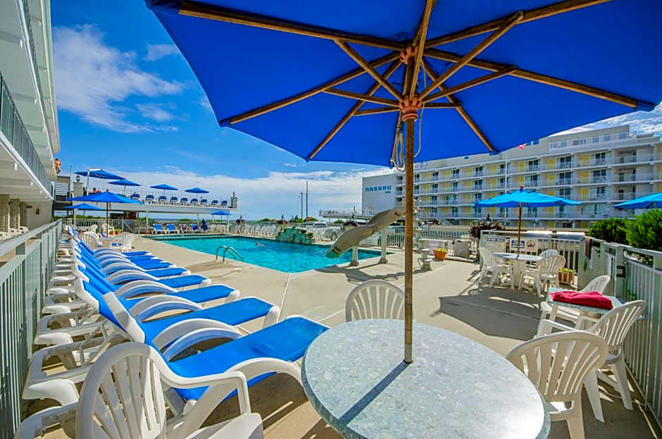 Fleur de Lis Beach Motel